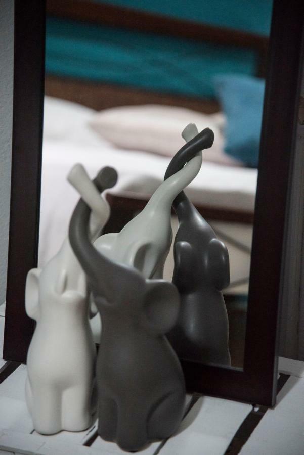 Cobalt Apartment Near Athens Airport Artemida  Ngoại thất bức ảnh